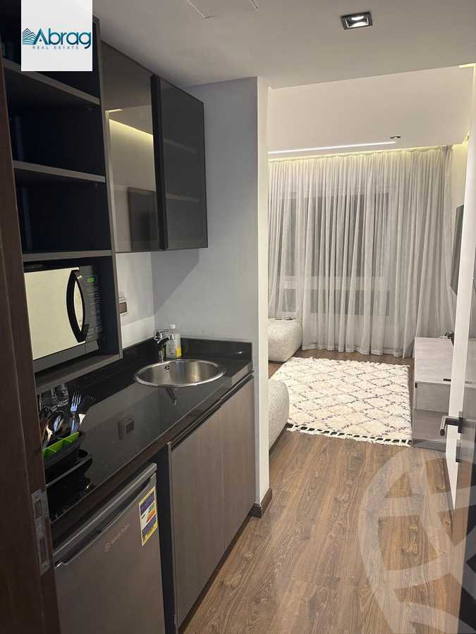 https://aqarmap.com.eg/en/listing/6213398-for-sale-cairo-el-sheikh-zayed-city-compounds-etapa