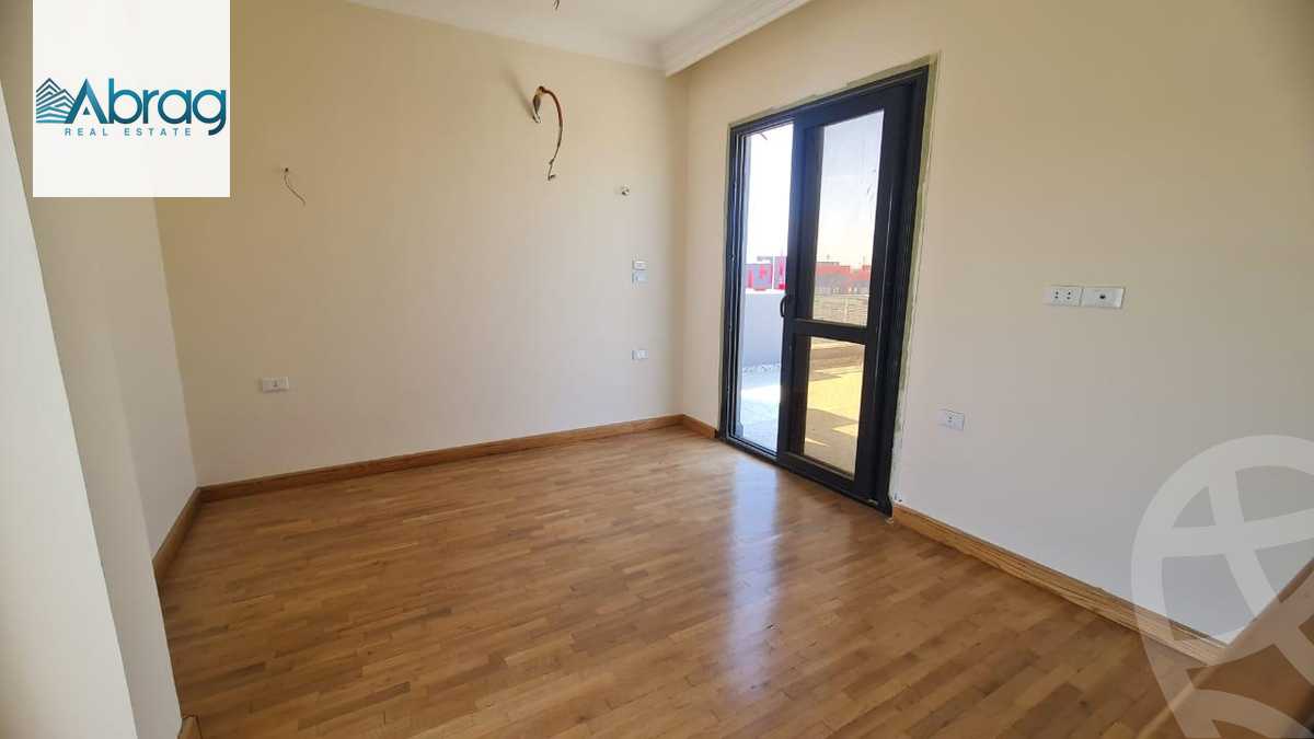 https://aqarmap.com.eg/ar/listing/6279702-for-sale-cairo-el-sheikh-zayed-city-compounds-el-patio-zahraa