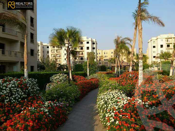 https://aqarmap.com.eg/en/listing/2393761-for-sale-apartment-cairo-6th-of-october