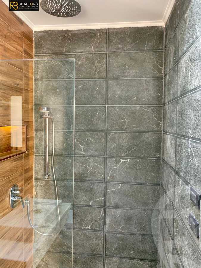 https://aqarmap.com.eg/ar/listing/2530475-for-sale-apartment-cairo-el-sheikh-zayed-city
