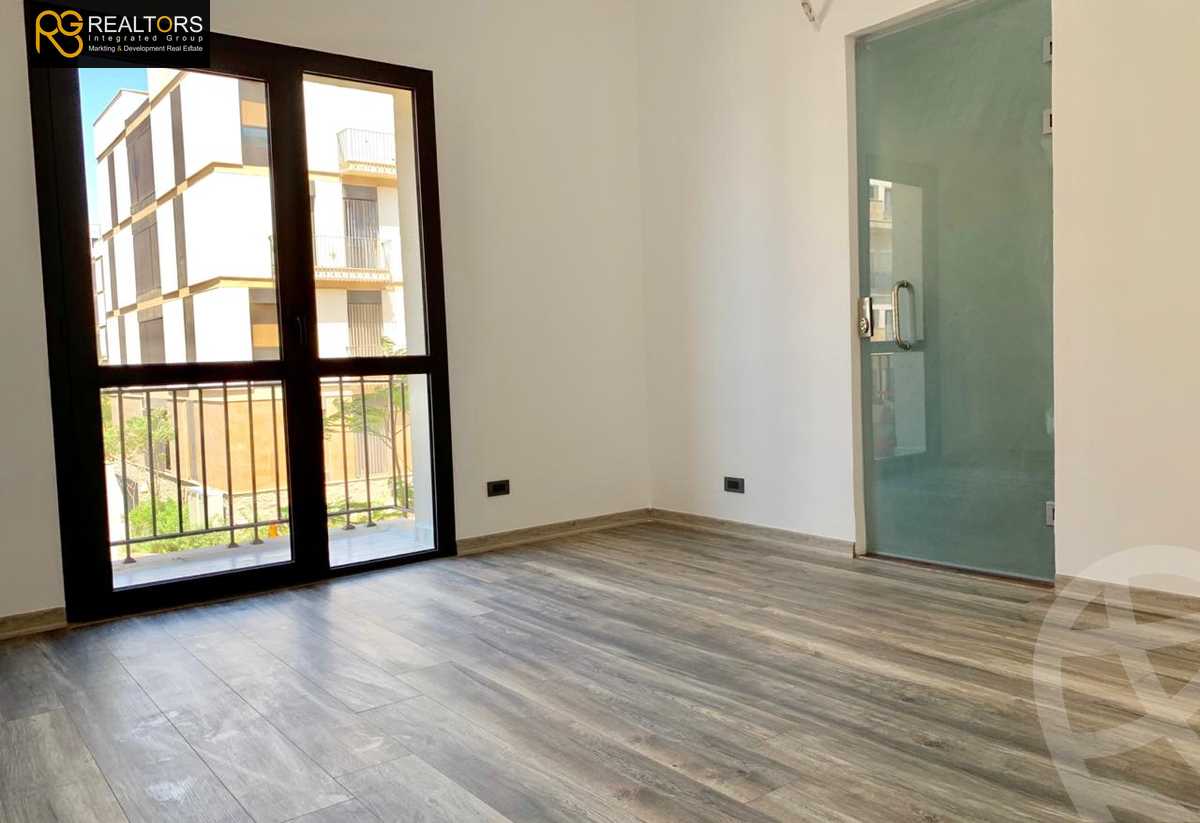 https://aqarmap.com.eg/ar/listing/2530475-for-sale-apartment-cairo-el-sheikh-zayed-city