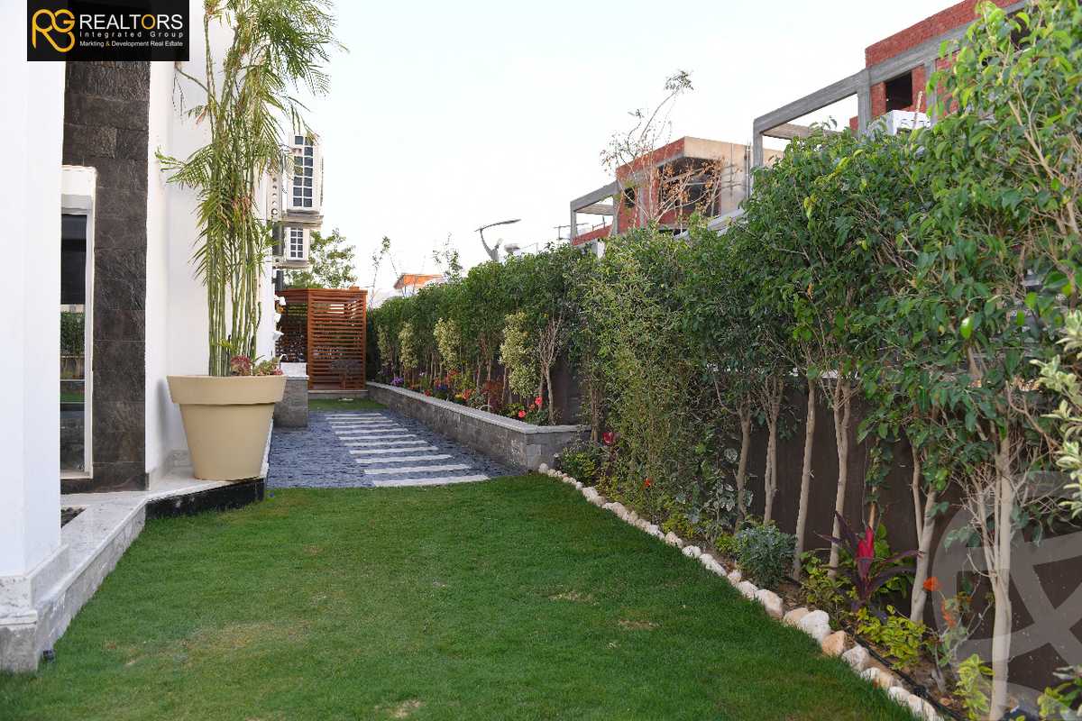 https://aqarmap.com.eg/ar/listing/2860568-for-sale-cairo-el-sheikh-zayed-city-compounds-in-sheikh-zayed-zayed-dunes