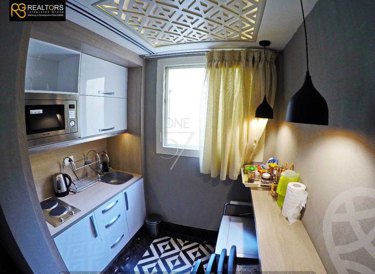 https://aqarmap.com.eg/ar/listing/2860621-for-sale-cairo-el-sheikh-zayed-city-compounds-in-sheikh-zayed-compounds-in-el-sheikh-zayed