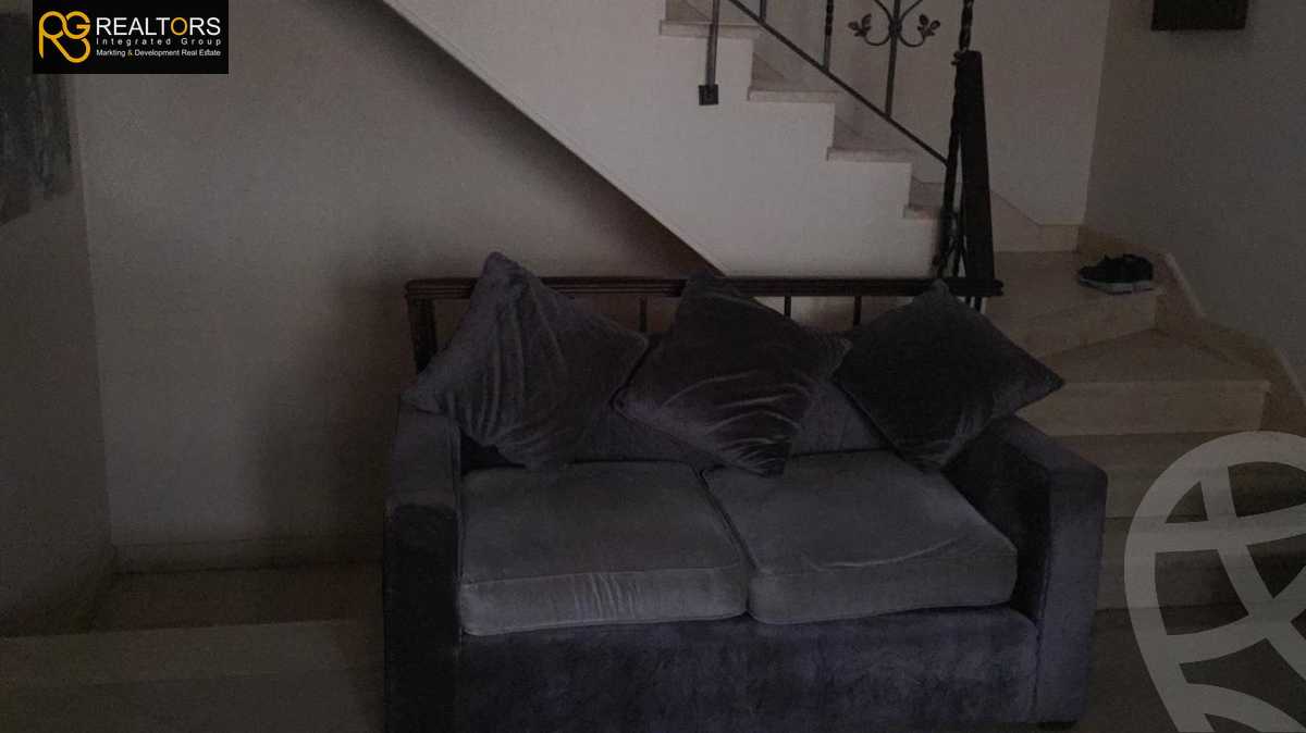 https://aqarmap.com.eg/ar/listing/3504525-for-sale-cairo-el-sheikh-zayed-city-compounds-in-sheikh-zayed-moon-land