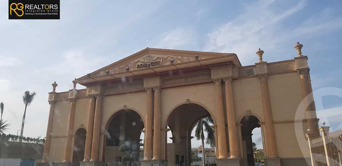 https://aqarmap.com.eg/ar/listing/3591782-for-sale-cairo-el-sheikh-zayed-city-compounds-in-sheikh-zayed-royal-city