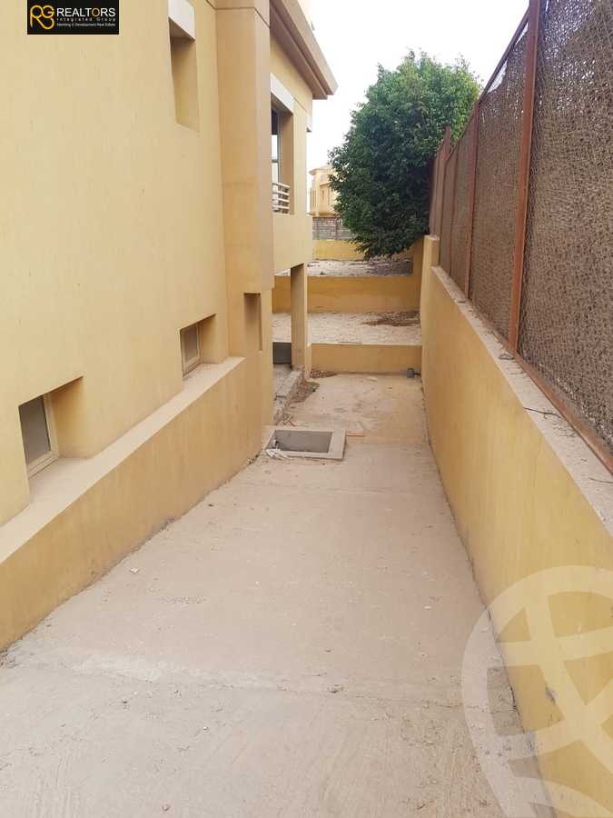 https://aqarmap.com.eg/ar/listing/3600997-for-sale-cairo-el-sheikh-zayed-city-compounds-in-sheikh-zayed-jeera