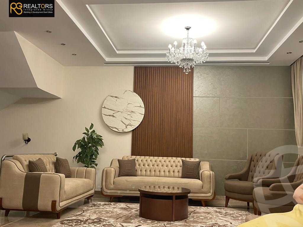 https://aqarmap.com.eg/ar/listing/3600997-for-sale-cairo-el-sheikh-zayed-city-compounds-in-sheikh-zayed-jeera