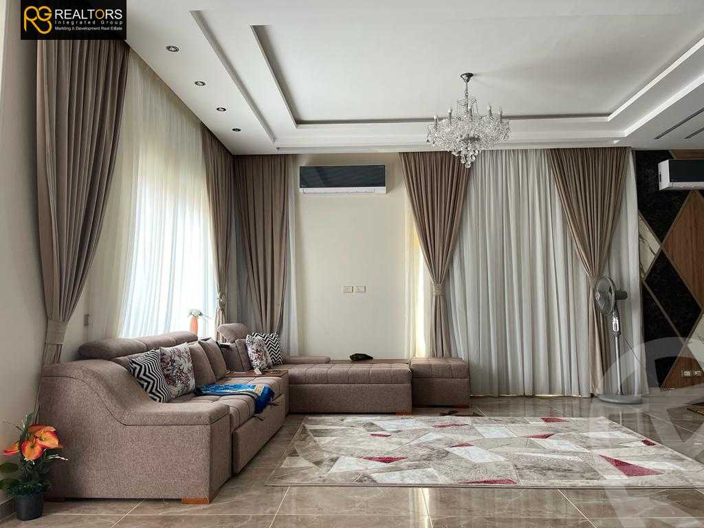https://aqarmap.com.eg/ar/listing/3600997-for-sale-cairo-el-sheikh-zayed-city-compounds-in-sheikh-zayed-jeera