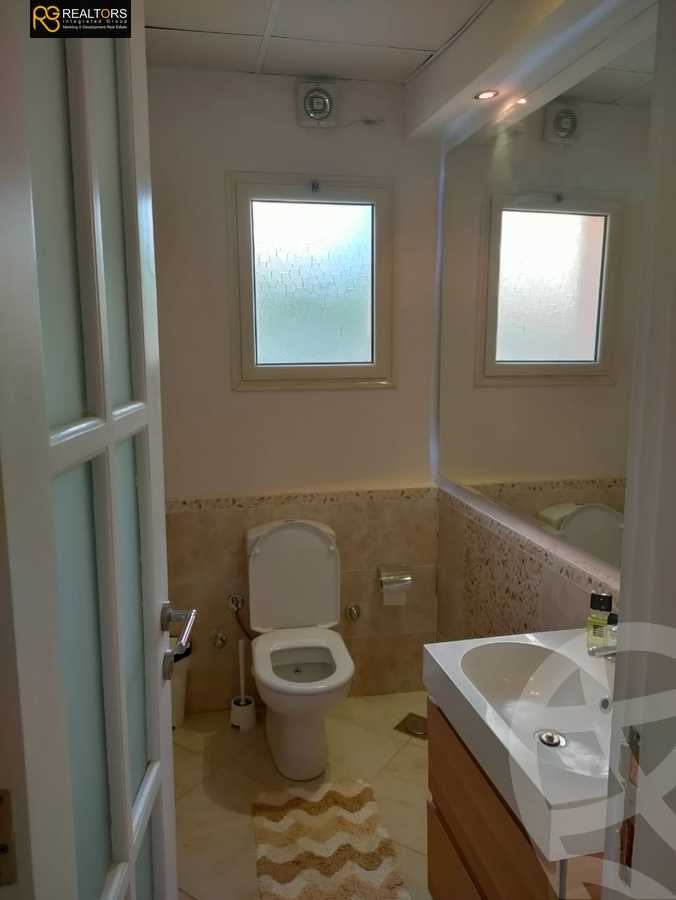 https://aqarmap.com.eg/ar/listing/3620429-for-sale-cairo-el-sheikh-zayed-city-compounds-greens