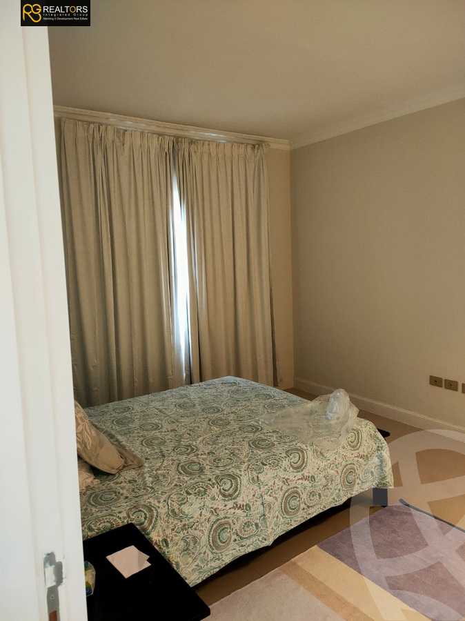 https://aqarmap.com.eg/ar/listing/3620429-for-sale-cairo-el-sheikh-zayed-city-compounds-greens