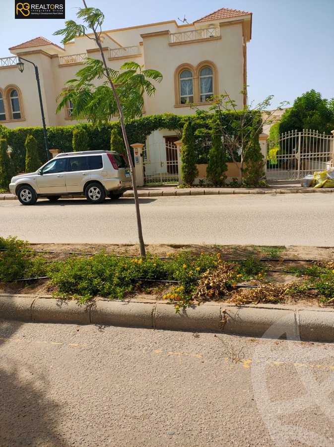 https://aqarmap.com.eg/ar/listing/3620429-for-sale-cairo-el-sheikh-zayed-city-compounds-greens