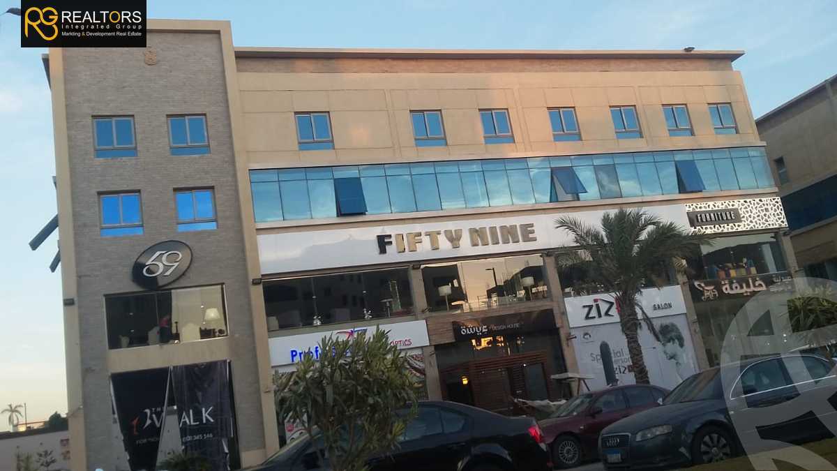 https://aqarmap.com.eg/ar/listing/3630472-for-sale-cairo-el-sheikh-zayed-city-compounds-in-sheikh-zayed-beverly-hills