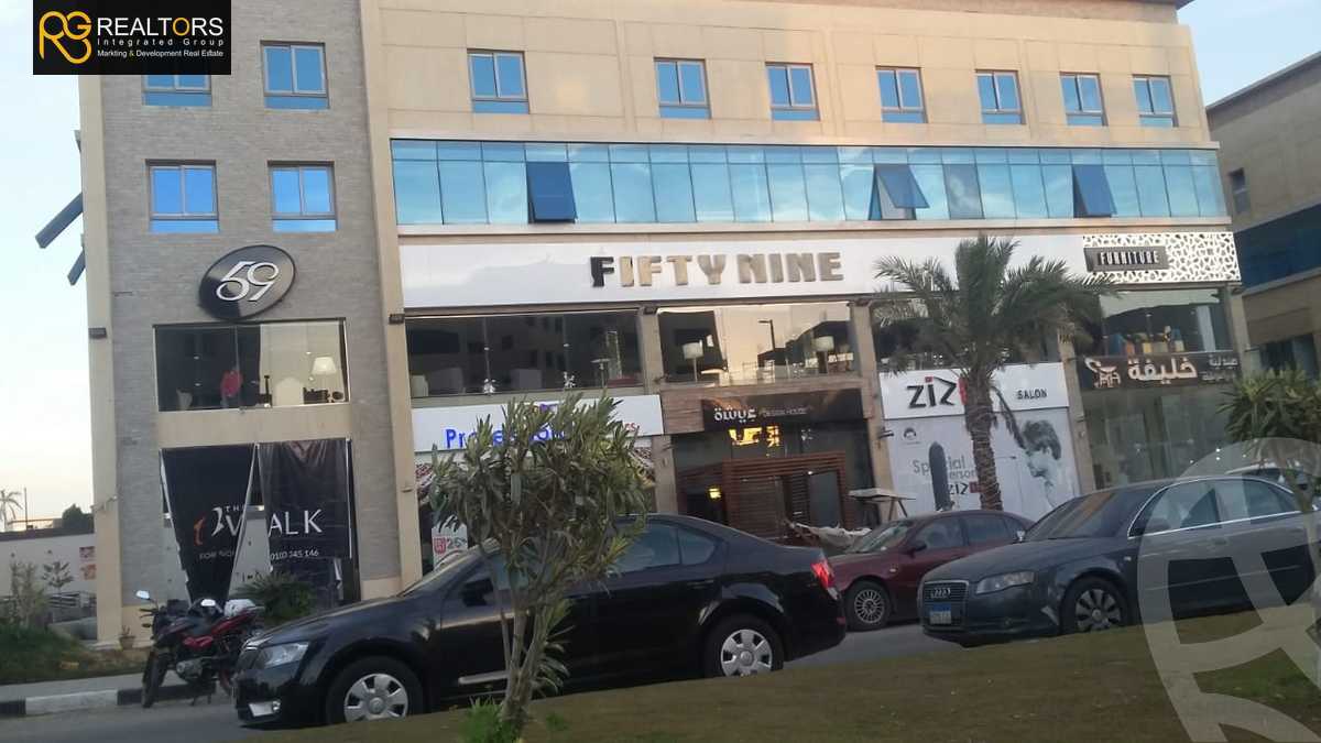 https://aqarmap.com.eg/ar/listing/3630472-for-sale-cairo-el-sheikh-zayed-city-compounds-in-sheikh-zayed-beverly-hills