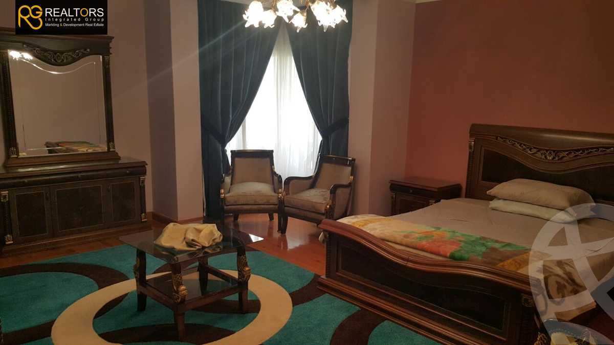 https://aqarmap.com.eg/ar/listing/3662108-for-sale-cairo-el-sheikh-zayed-city-compounds-in-sheikh-zayed-rich-mont