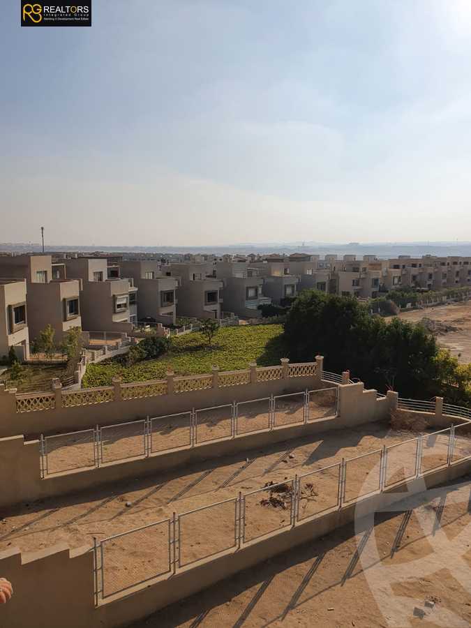 https://aqarmap.com.eg/ar/listing/3668435-for-sale-cairo-el-sheikh-zayed-city-compounds-in-sheikh-zayed-beverly-hills