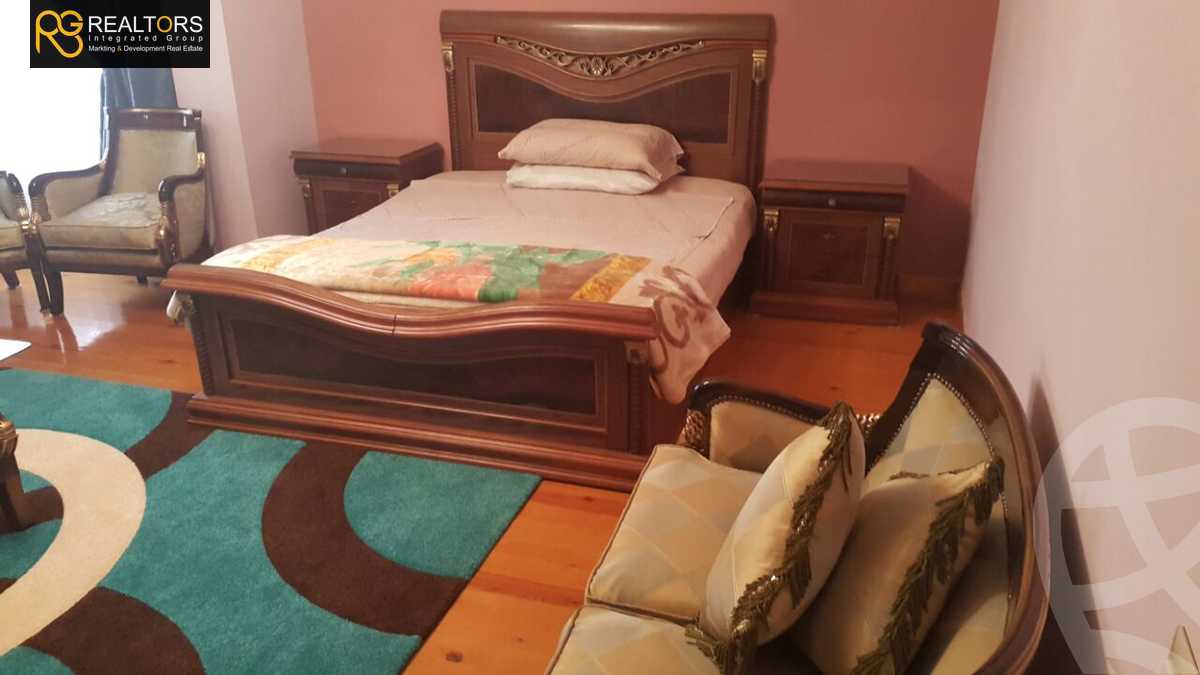 https://aqarmap.com.eg/en/listing/3668716-for-sale-cairo-el-sheikh-zayed-city-compounds-in-sheikh-zayed-rich-mont