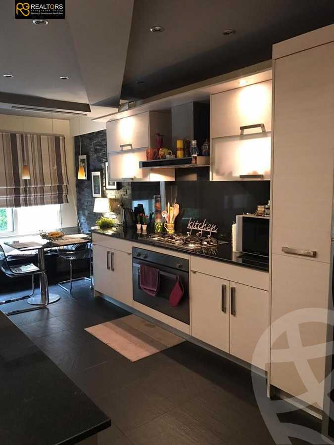 https://aqarmap.com.eg/ar/listing/3679931-for-sale-cairo-el-sheikh-zayed-city-compounds-greens