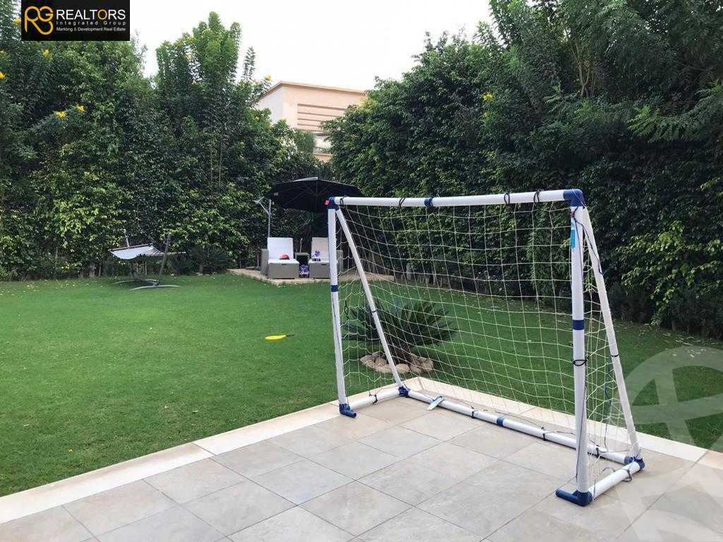 https://aqarmap.com.eg/ar/listing/3679931-for-sale-cairo-el-sheikh-zayed-city-compounds-greens