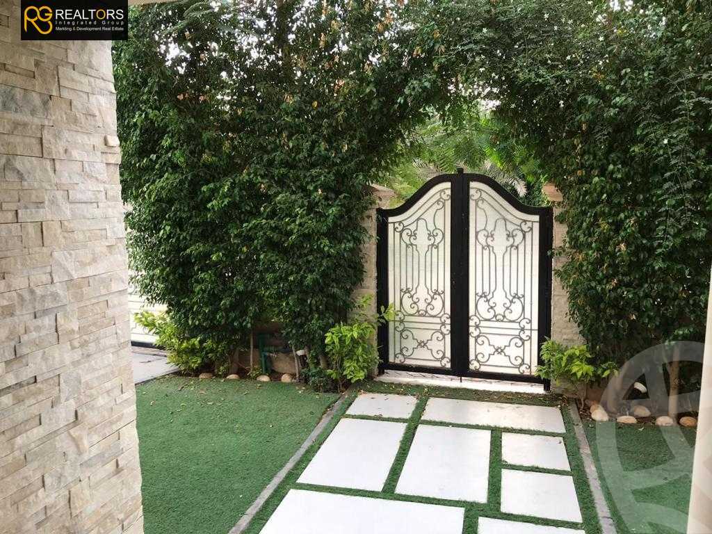 https://aqarmap.com.eg/ar/listing/3679931-for-sale-cairo-el-sheikh-zayed-city-compounds-greens