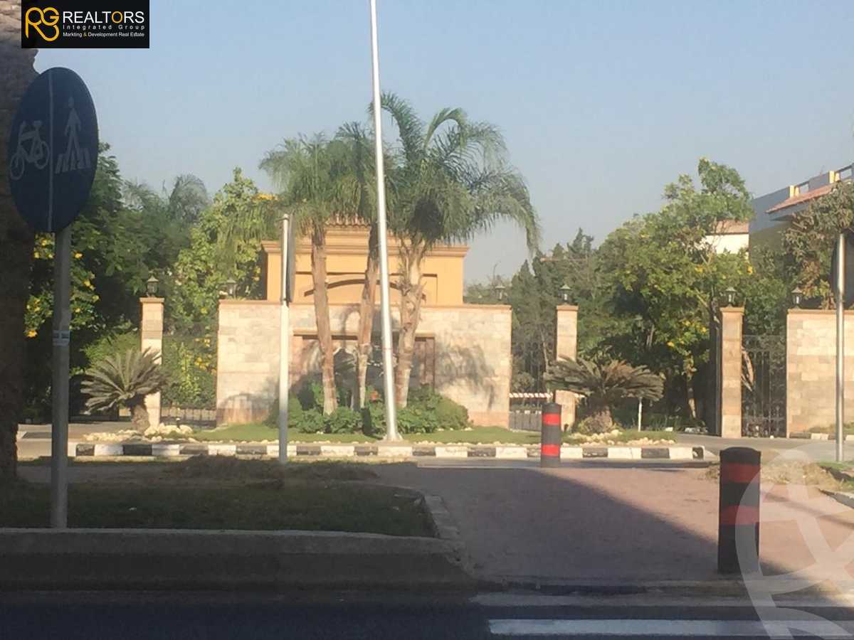 https://aqarmap.com.eg/ar/listing/3710094-for-sale-cairo-el-sheikh-zayed-city-compounds-in-sheikh-zayed-moon-land