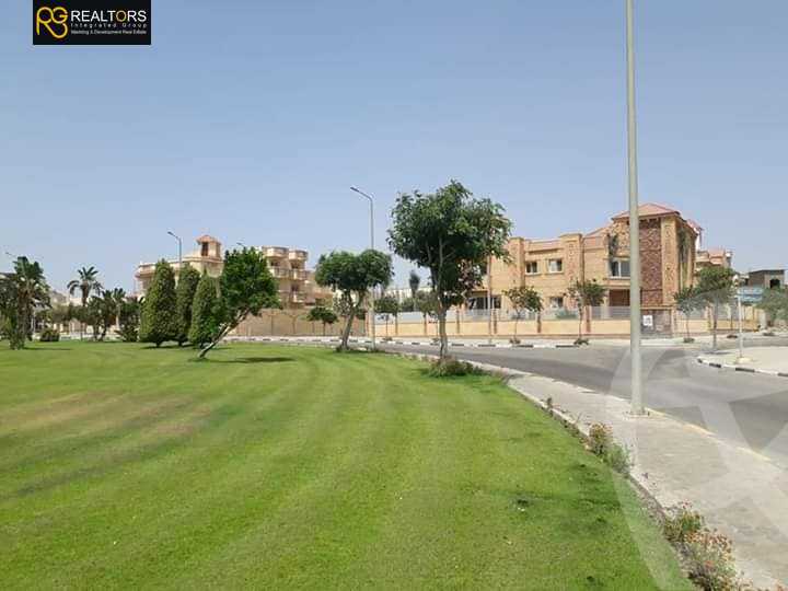 https://aqarmap.com.eg/ar/listing/3710104-for-sale-cairo-el-sheikh-zayed-city-compounds-in-sheikh-zayed-beverly-hills