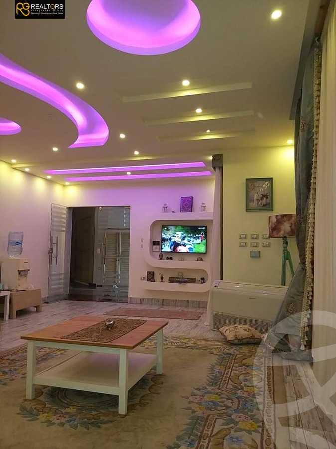 https://aqarmap.com.eg/ar/listing/3710104-for-sale-cairo-el-sheikh-zayed-city-compounds-in-sheikh-zayed-beverly-hills
