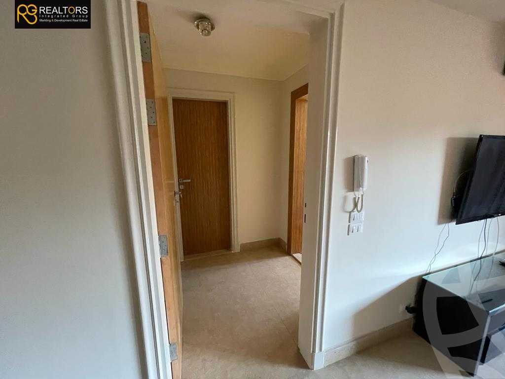 https://aqarmap.com.eg/ar/listing/3752518-for-sale-cairo-el-sheikh-zayed-city-compounds-in-sheikh-zayed-beverly-hills
