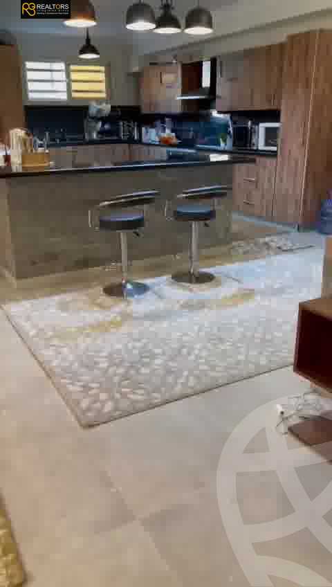 https://aqarmap.com.eg/ar/listing/3754204-for-sale-cairo-el-sheikh-zayed-city-el-hay-eltaseaa-area-3