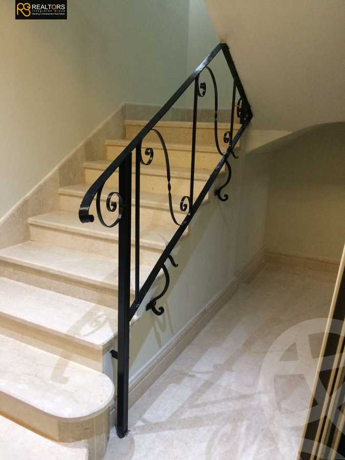 https://aqarmap.com.eg/ar/listing/3754213-for-rent-cairo-el-sheikh-zayed-city-compounds-greens