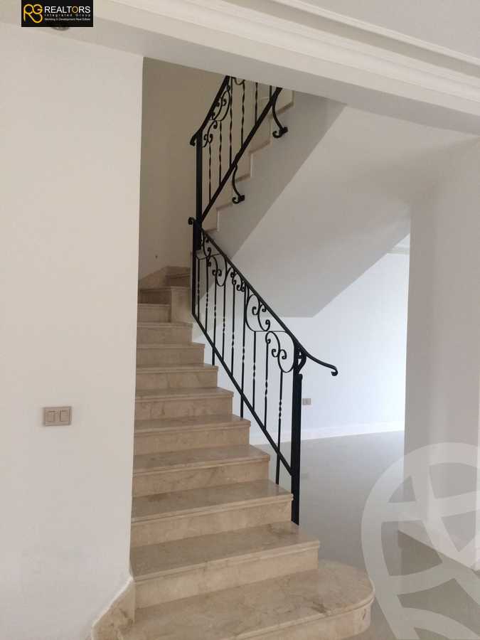 https://aqarmap.com.eg/ar/listing/3762602-for-rent-cairo-el-sheikh-zayed-city-compounds-greens