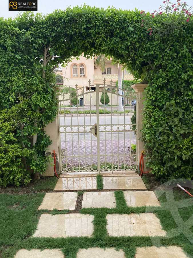 https://aqarmap.com.eg/ar/listing/3762602-for-rent-cairo-el-sheikh-zayed-city-compounds-greens