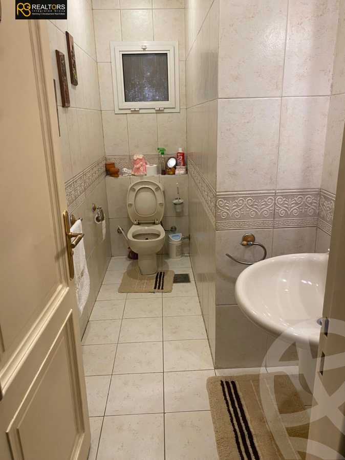 https://aqarmap.com.eg/ar/listing/3762605-for-sale-cairo-el-sheikh-zayed-city-compounds-in-sheikh-zayed-belle-ville