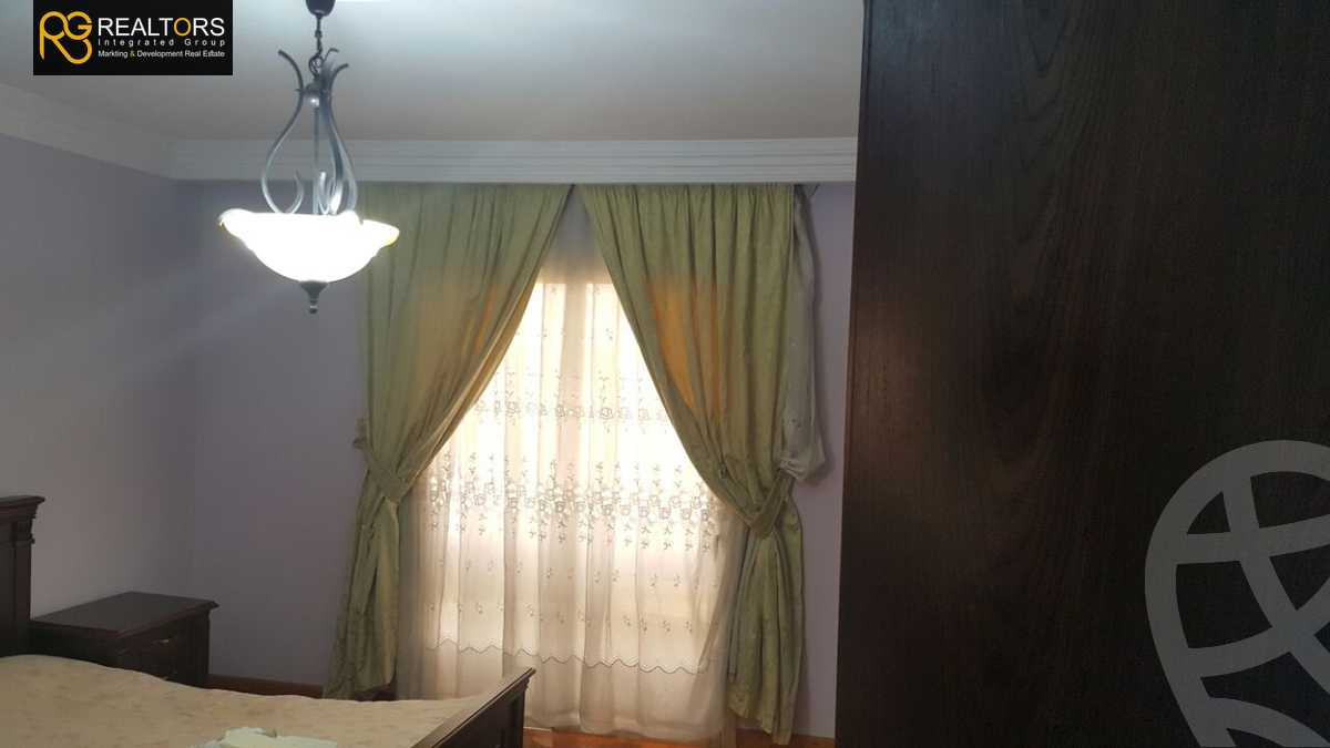 https://aqarmap.com.eg/en/listing/3765994-for-sale-cairo-el-sheikh-zayed-city-compounds-in-sheikh-zayed-rich-mont