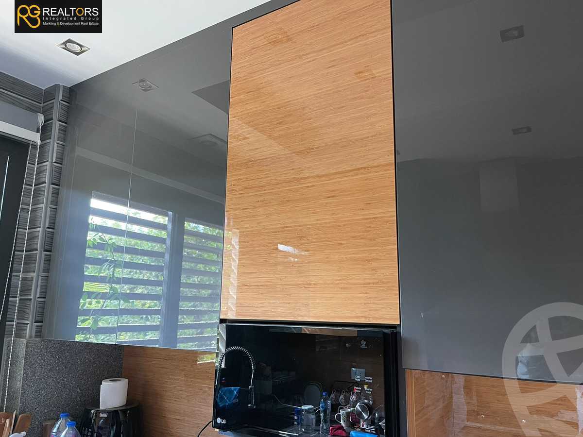 https://aqarmap.com.eg/ar/listing/3775209-for-rent-cairo-el-sheikh-zayed-city-compounds-swdyk-wyst