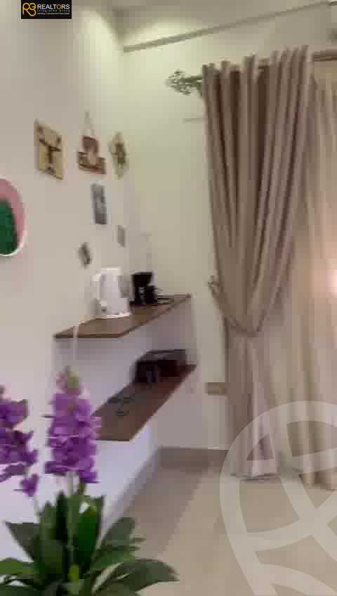 https://aqarmap.com.eg/ar/listing/3801224-for-sale-cairo-el-sheikh-zayed-city-el-hay-eltaseaa-area-3