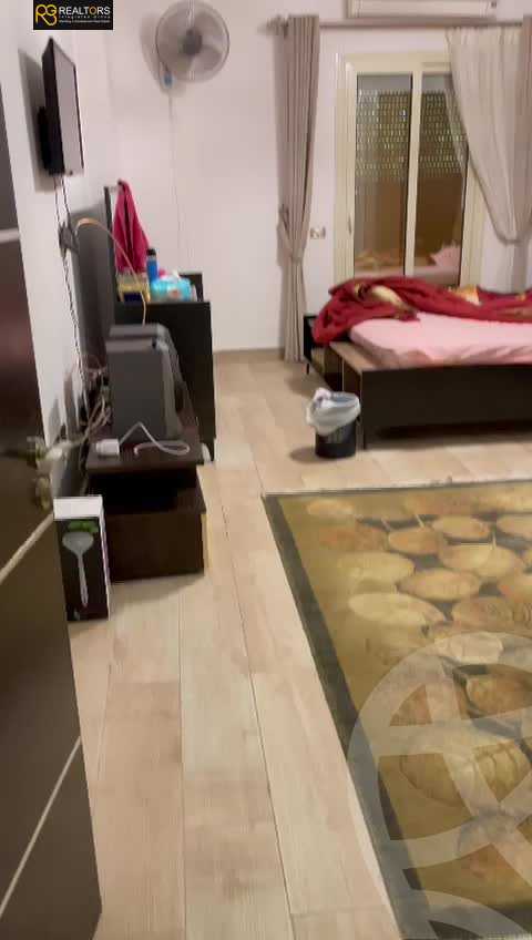 https://aqarmap.com.eg/ar/listing/3801224-for-sale-cairo-el-sheikh-zayed-city-el-hay-eltaseaa-area-3