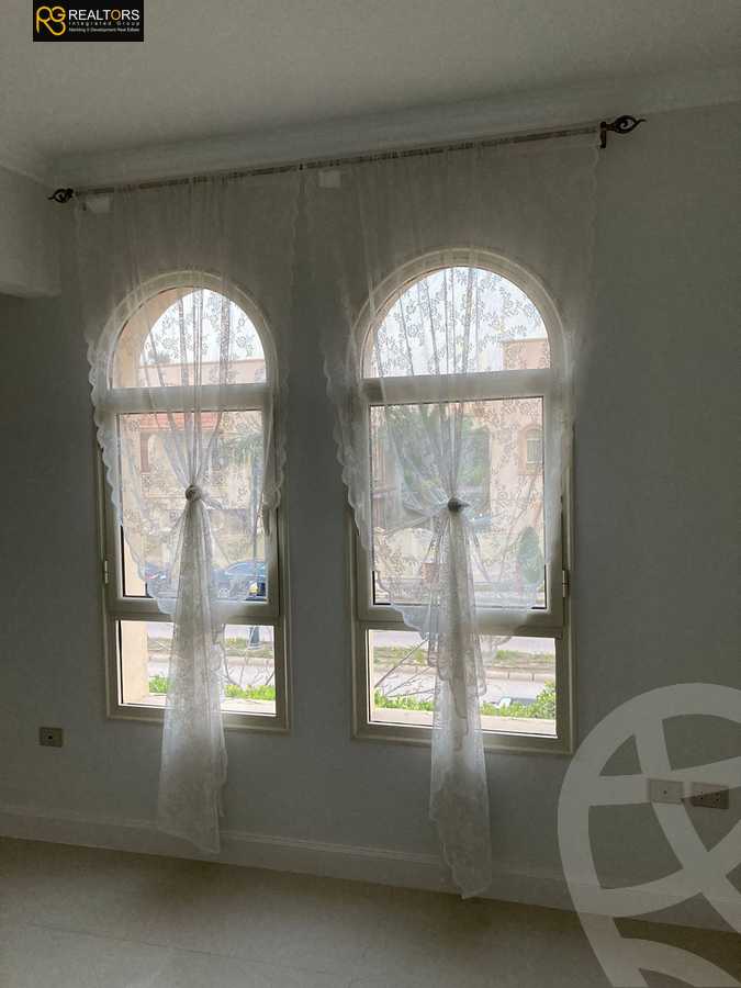 https://aqarmap.com.eg/ar/listing/3801324-for-rent-cairo-el-sheikh-zayed-city-compounds-greens