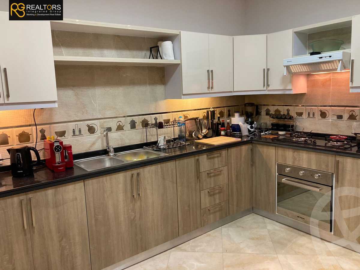 https://aqarmap.com.eg/ar/listing/3801324-for-rent-cairo-el-sheikh-zayed-city-compounds-greens