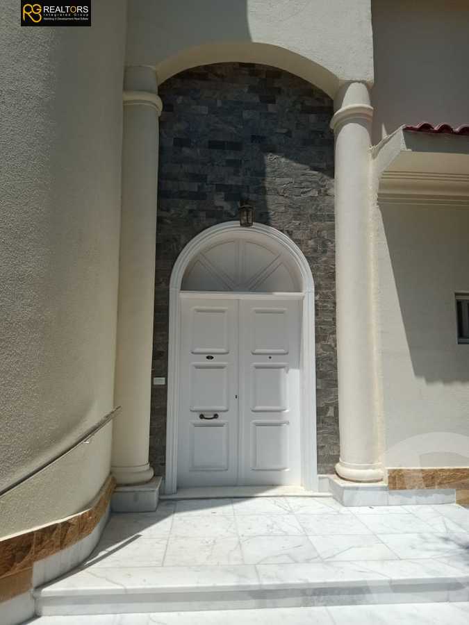 https://aqarmap.com.eg/ar/listing/3802479-for-sale-cairo-el-sheikh-zayed-city-compounds-in-sheikh-zayed-beverly-hills