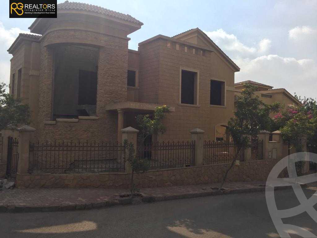 https://aqarmap.com.eg/ar/listing/3816589-for-sale-cairo-el-sheikh-zayed-city-compounds-in-sheikh-zayed-beverly-hills