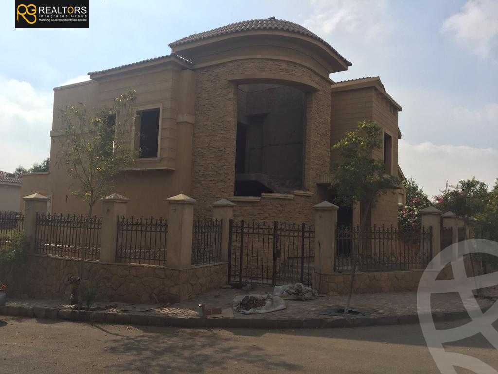 https://aqarmap.com.eg/ar/listing/3816589-for-sale-cairo-el-sheikh-zayed-city-compounds-in-sheikh-zayed-beverly-hills