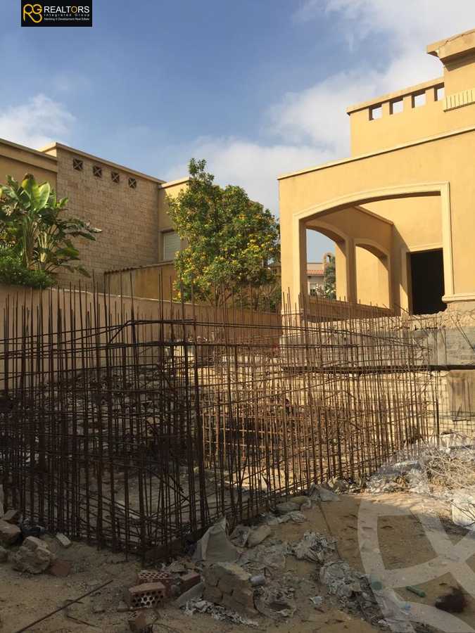 https://aqarmap.com.eg/ar/listing/3816589-for-sale-cairo-el-sheikh-zayed-city-compounds-in-sheikh-zayed-beverly-hills