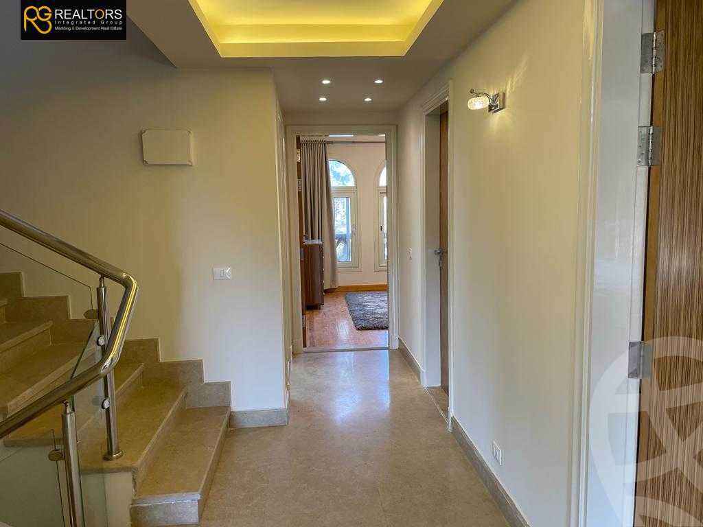 https://aqarmap.com.eg/ar/listing/3817479-for-sale-cairo-el-sheikh-zayed-city-compounds-in-sheikh-zayed-beverly-hills