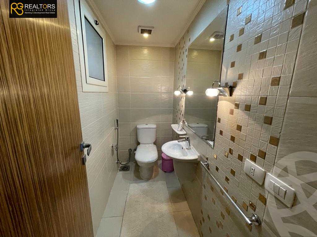 https://aqarmap.com.eg/ar/listing/3817479-for-sale-cairo-el-sheikh-zayed-city-compounds-in-sheikh-zayed-beverly-hills