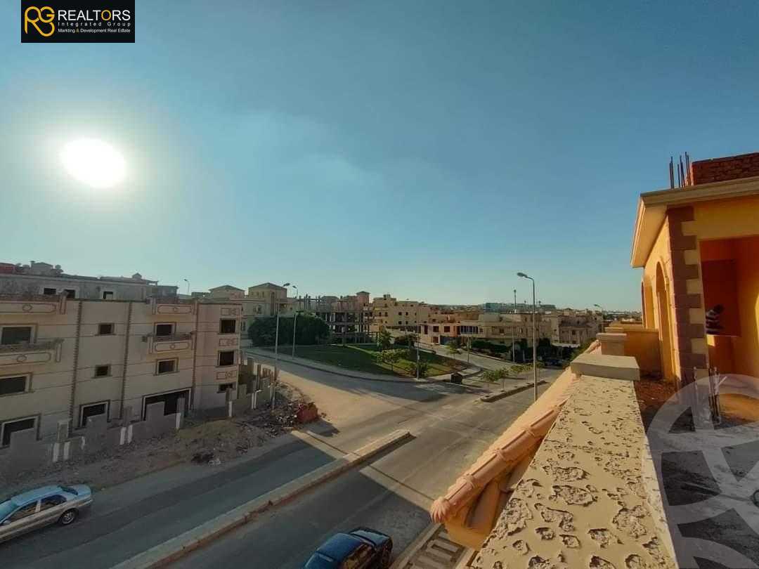 https://aqarmap.com.eg/ar/listing/3819939-for-sale-cairo-el-sheikh-zayed-city-el-hay-el-thaleth-ashaer-area-5