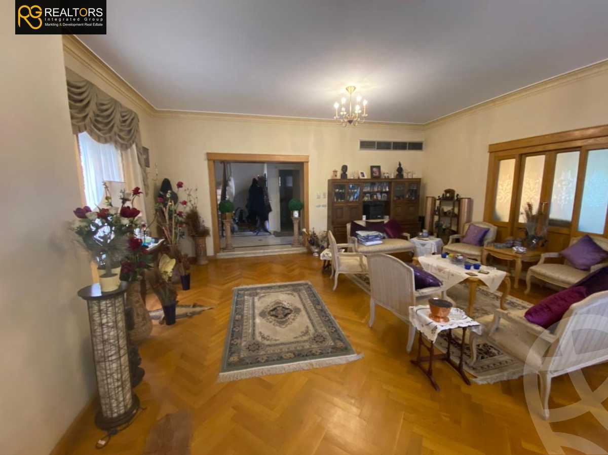 https://aqarmap.com.eg/ar/listing/3829567-for-sale-cairo-el-sheikh-zayed-city-compounds-in-sheikh-zayed-belle-ville