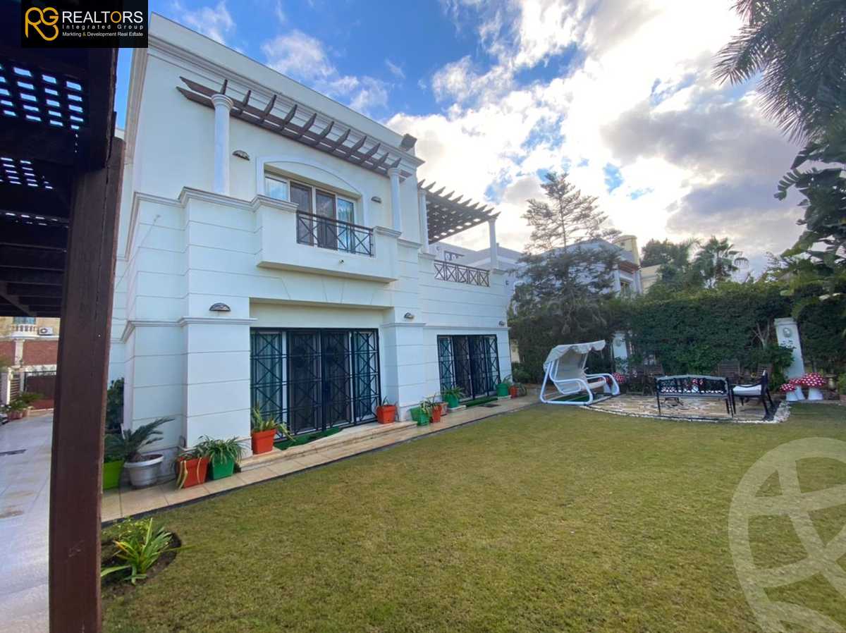 https://aqarmap.com.eg/ar/listing/3829567-for-sale-cairo-el-sheikh-zayed-city-compounds-in-sheikh-zayed-belle-ville