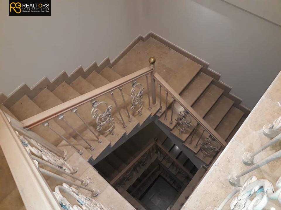 https://aqarmap.com.eg/ar/listing/3829698-for-sale-cairo-el-sheikh-zayed-city-compounds-in-sheikh-zayed-beverly-hills