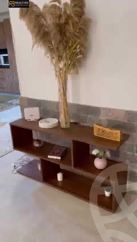 https://aqarmap.com.eg/ar/listing/3837466-for-sale-cairo-el-sheikh-zayed-city-el-hay-eltaseaa-area-3