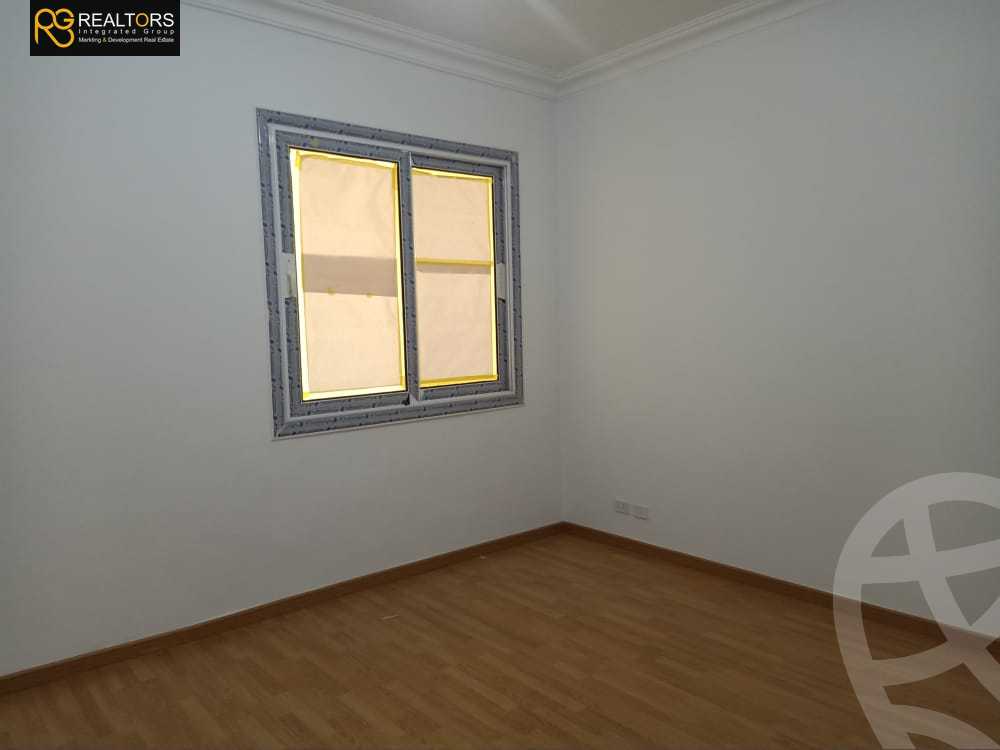 https://aqarmap.com.eg/ar/listing/3842668-for-sale-cairo-el-sheikh-zayed-city-compounds-in-sheikh-zayed-beverly-hills